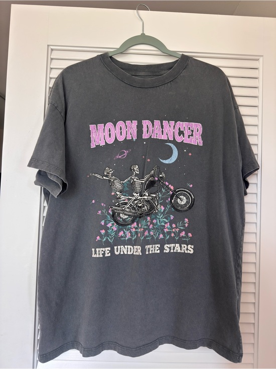 Cotton On Tops - Cotton On Moon Dancer Graphic Tee
